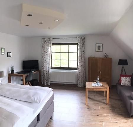 Gaestezimmer Gier Dahlem  Bagian luar foto